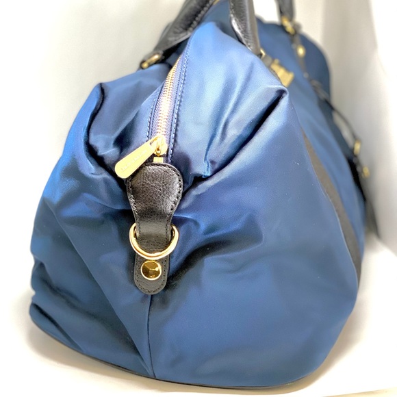 MICHAEL KORS NYLON DUFFLE WEEKENDER BAG - Picture 4 of 12